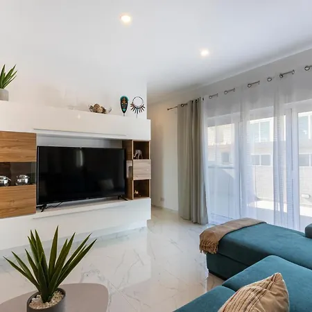 Ha4- Modern Penthouse With Large Terrace And Views Lejlighed