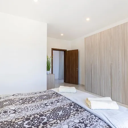 Lejlighed Ha4- Modern Penthouse With Large Terrace And Views *