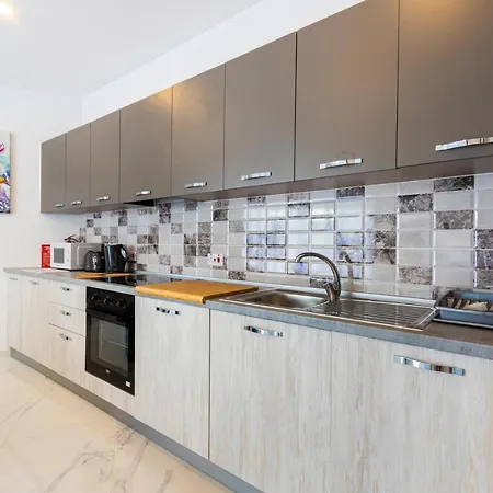 Ha4- Modern Penthouse With Large Terrace And Views *